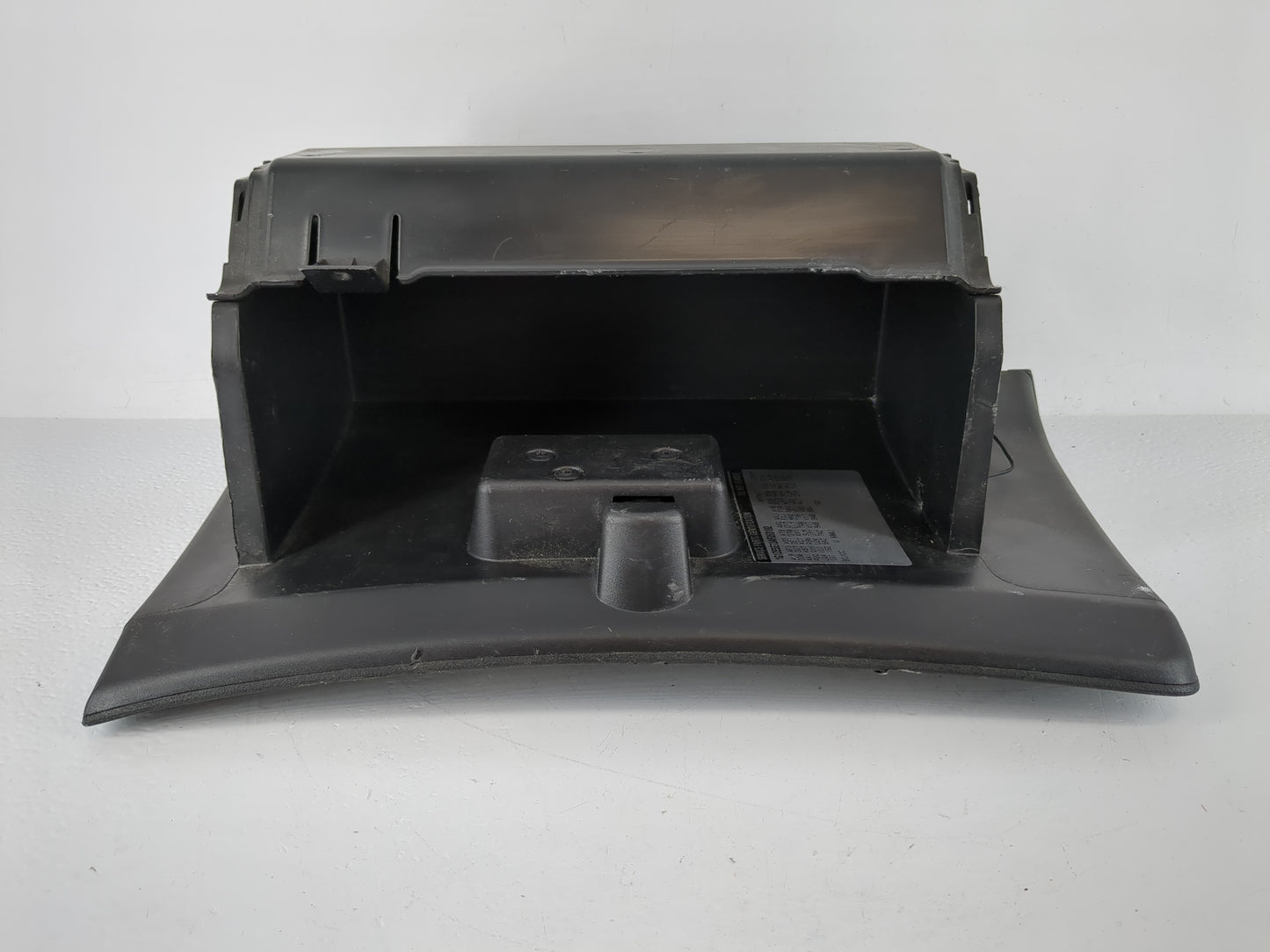 2010 Chevrolet Malibu Passenger Glove Box Door Storage Compartment - Oemusedautoparts1.com