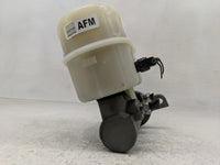 2007-2013 Chevrolet Silverado 1500 Brake Master Cylinder 1311460 - Oemusedautoparts1.com