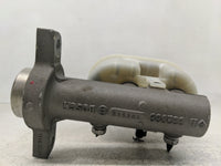 2007-2013 Chevrolet Silverado 1500 Brake Master Cylinder 1311460 - Oemusedautoparts1.com