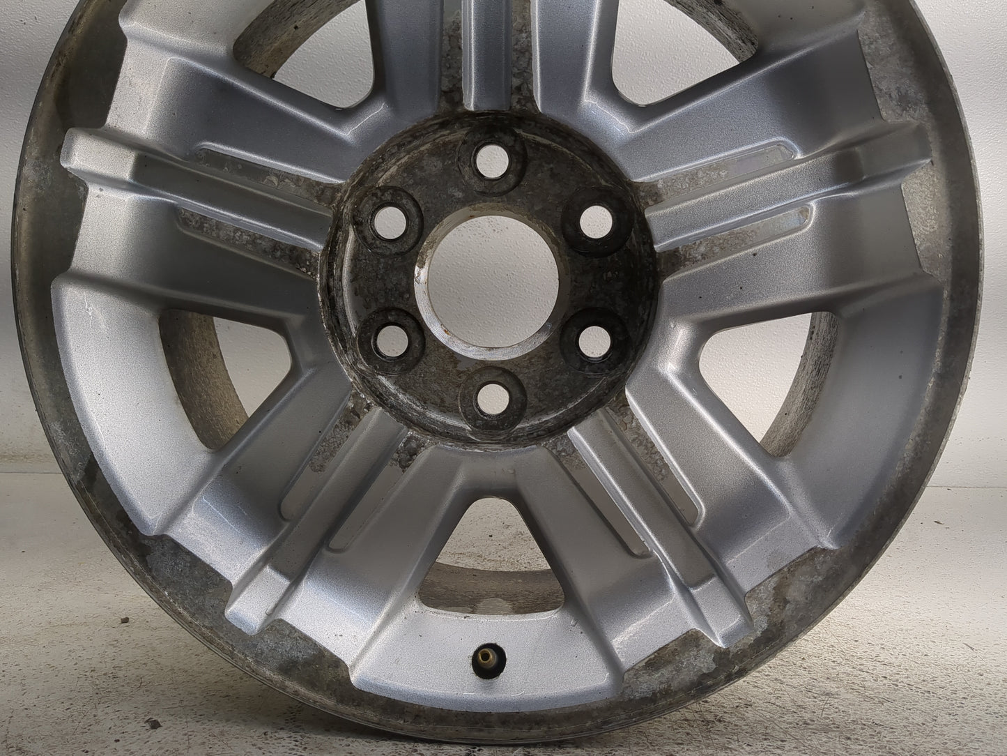 2008-2013 Chevrolet Silverado 1500 Oem Wheel Rim - Oemusedautoparts1.com
