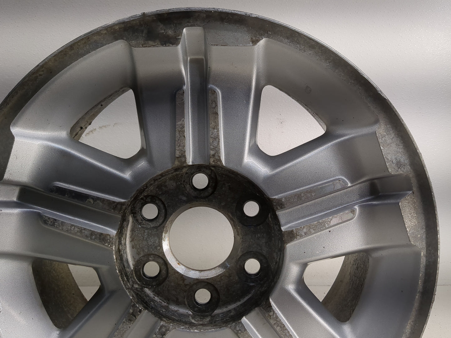 2008-2013 Chevrolet Silverado 1500 Oem Wheel Rim 1315098 - Oemusedautoparts1.com
