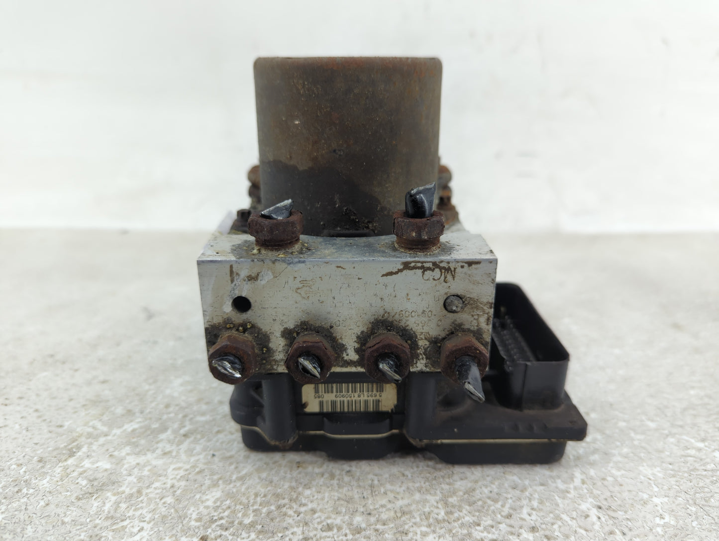 2009-2013 Chevrolet Silverado 1500 ABS Pump Control Module Replacement Fits Fits 2009 2010 2011 2012 2013 2014 OEM Used Auto
