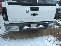 2010-2013 Chevrolet Silverado 1500 Rear Bumper Assembly Oem 1378684 - Oemusedautoparts1.com