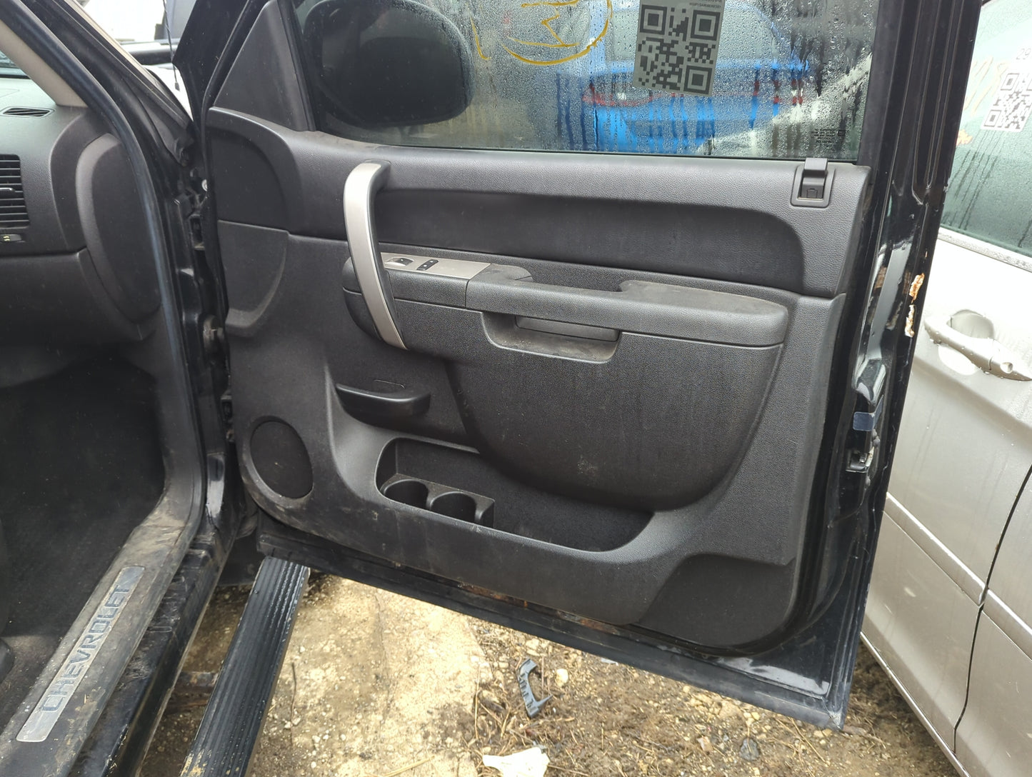 Door Panels 2010 CHEVROLET SILVERADO 1500 - Oemusedautoparts1.com