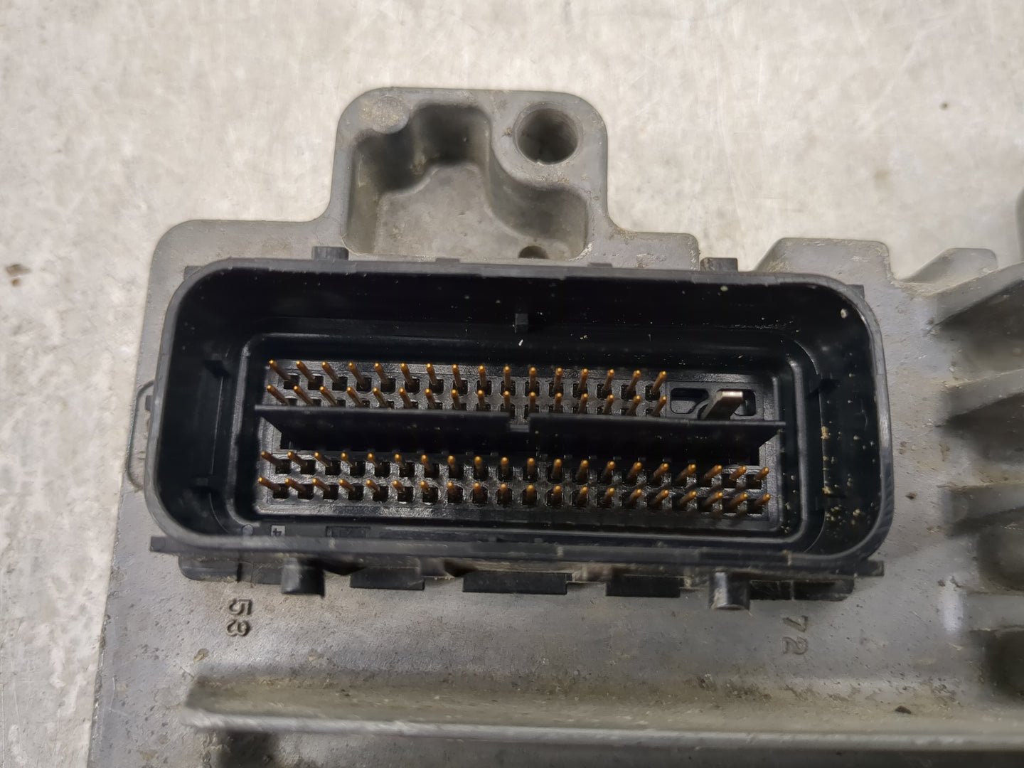 2010-2013 Chevrolet Silverado 1500 PCM Engine Control Computer ECU ECM PCU OEM P/N:12636004 Fits OEM Used Auto Parts - Oemus