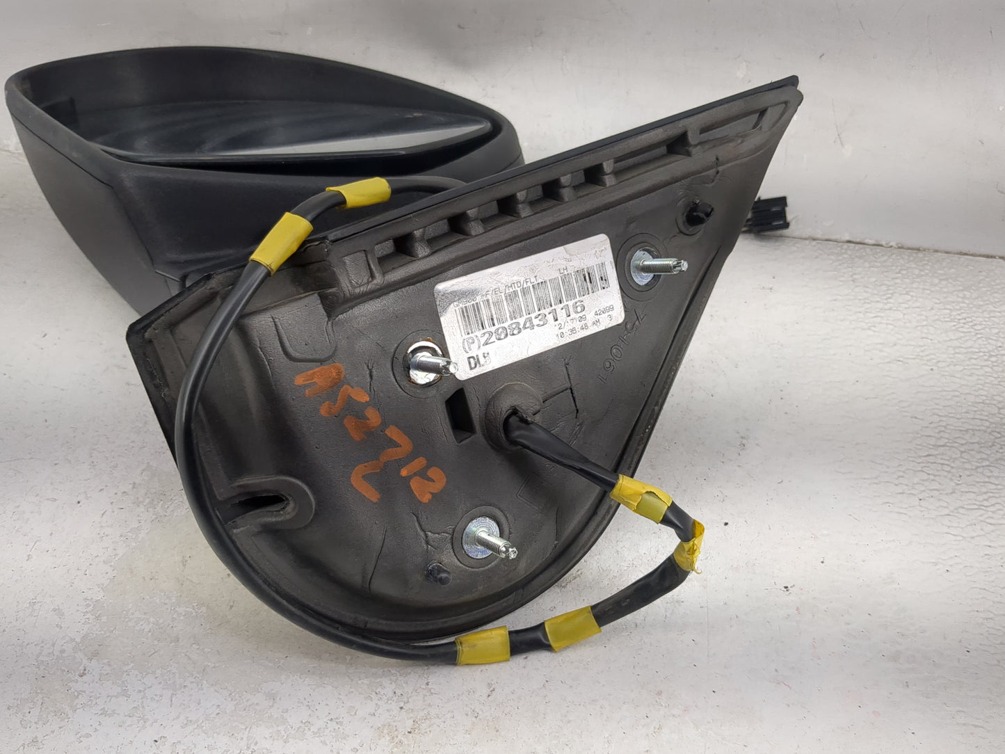 2007-2013 Chevrolet Silverado 1500 Driver Side View Mirror - Left Door Mirror OEM Used - Oemusedautoparts1.com
