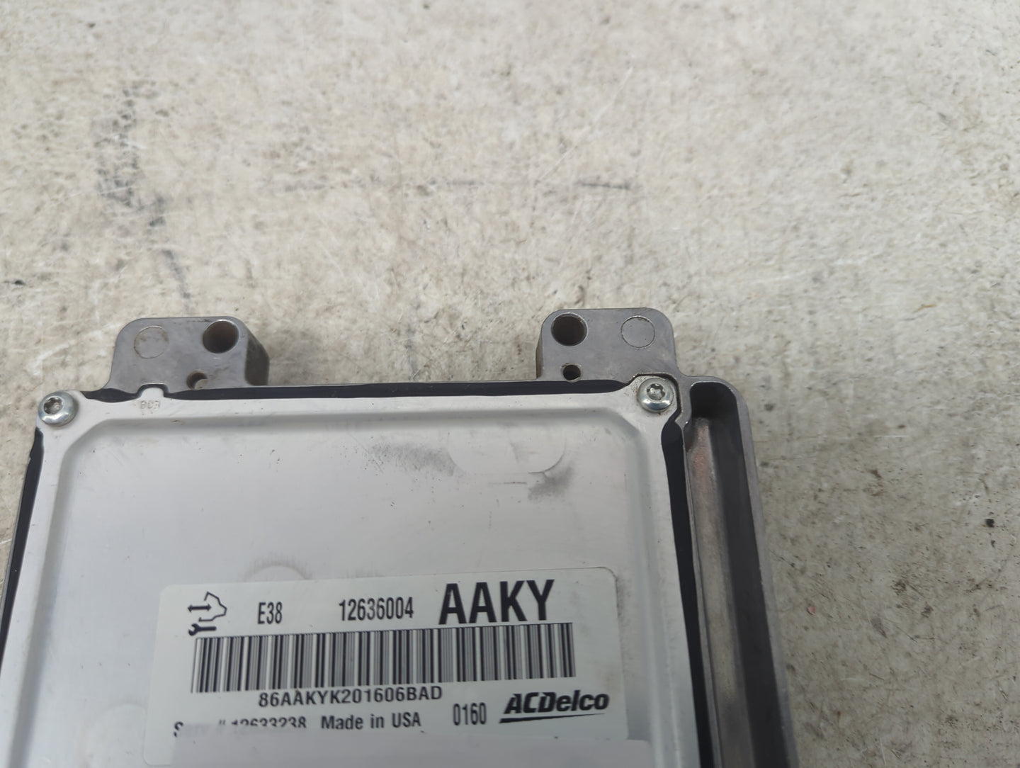 2010-2013 Chevrolet Silverado 1500 PCM Engine Control Computer ECU ECM PCU OEM P/N:12636004 AAKY Fits OEM Used Auto Parts - 