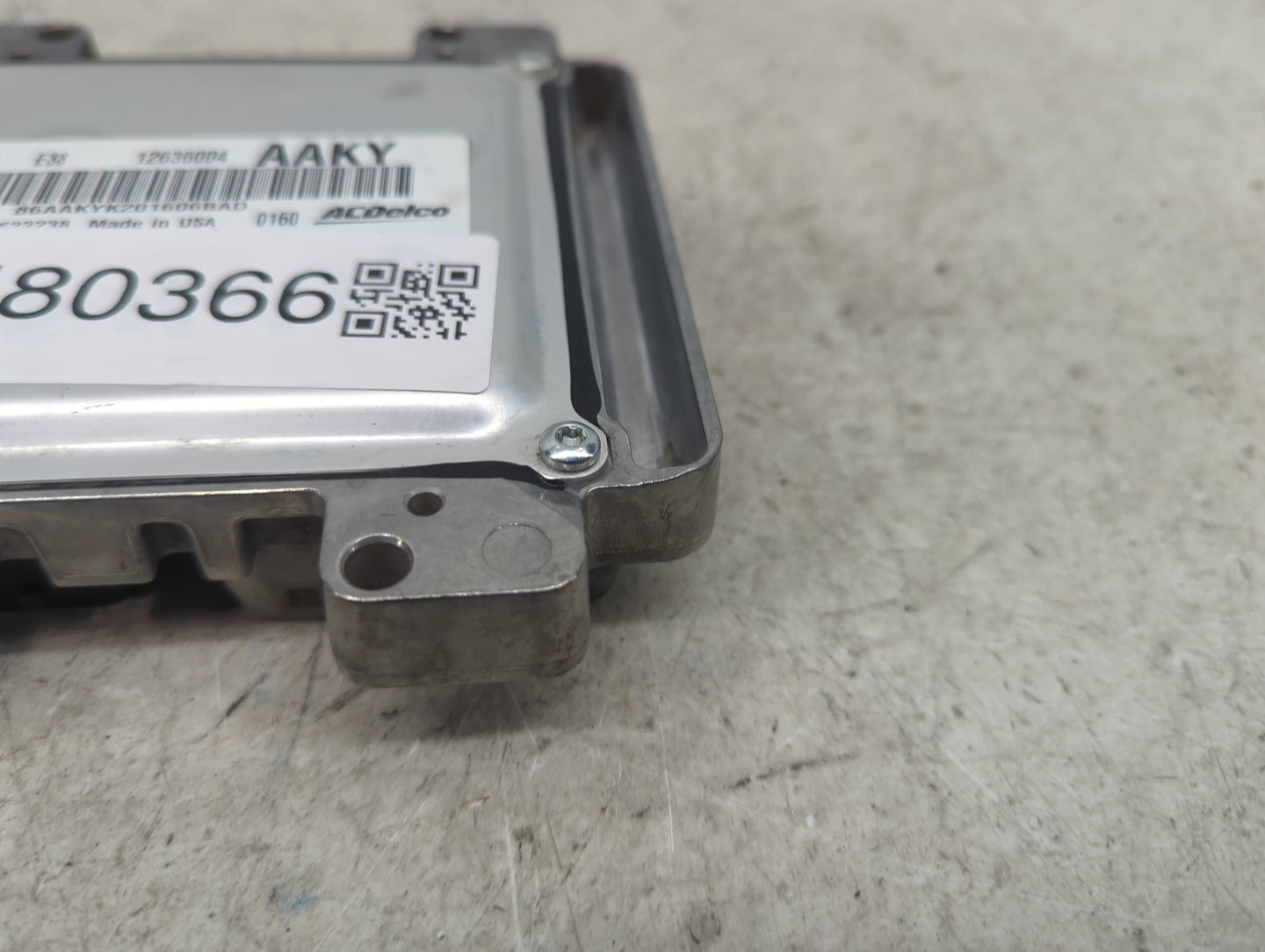 2010-2013 Chevrolet Silverado 1500 PCM Engine Control Computer ECU ECM PCU OEM P/N:12636004 AAKY Fits OEM Used Auto Parts - 