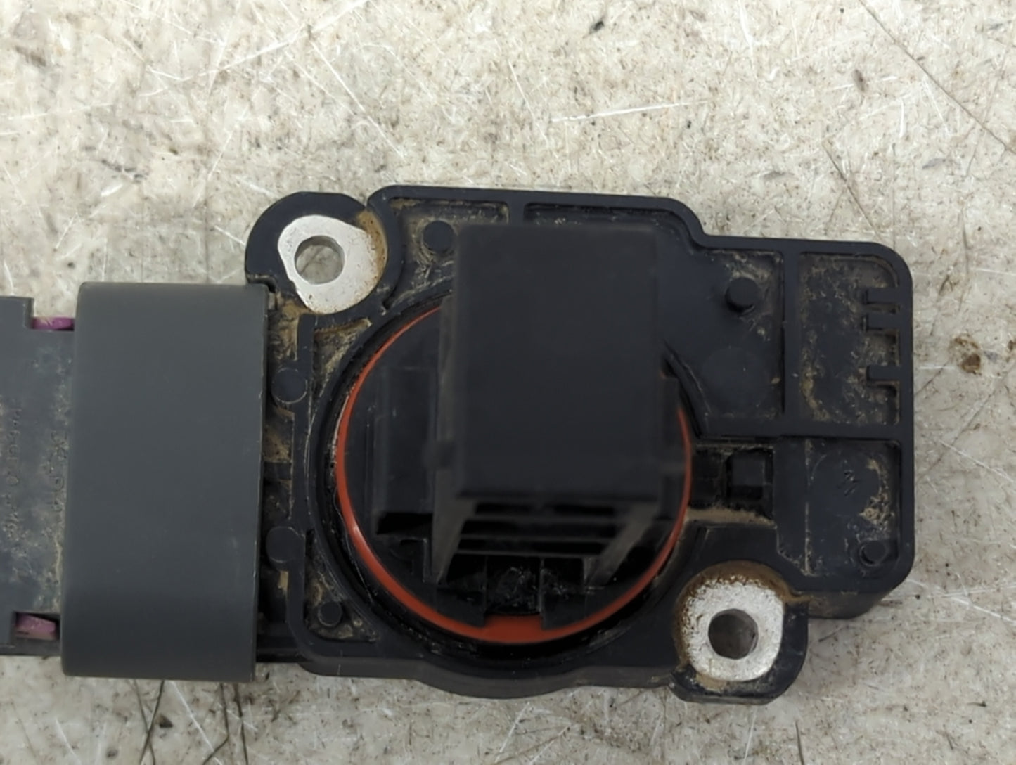 2009-2013 Chevrolet Silverado 1500 Mass Air Flow Meter Maf 1486473 - Oemusedautoparts1.com