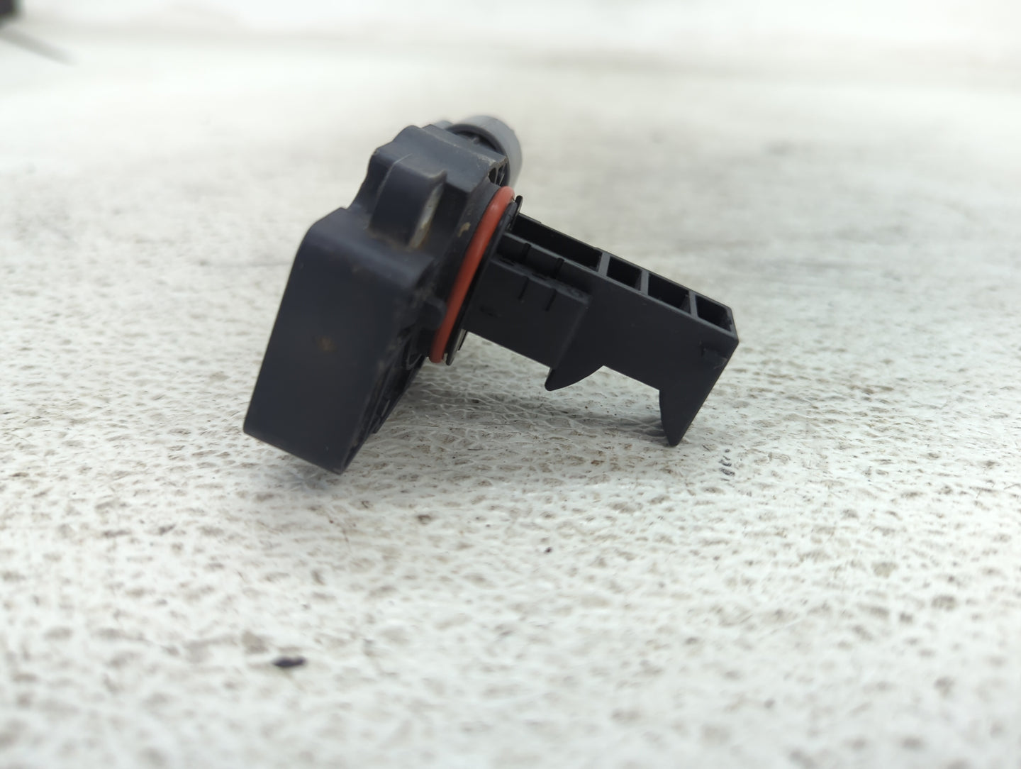2009-2013 Chevrolet Silverado 1500 Mass Air Flow Meter Maf 1487530 - Oemusedautoparts1.com