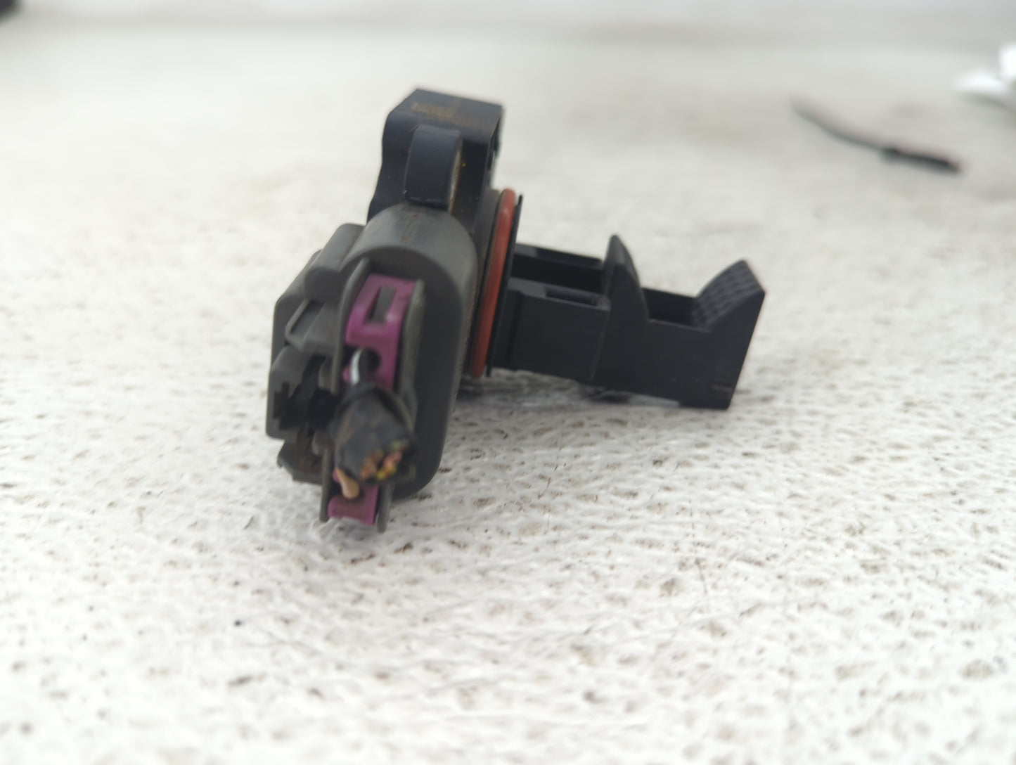 2009-2013 Chevrolet Silverado 1500 Mass Air Flow Meter Maf 1489890 - Oemusedautoparts1.com