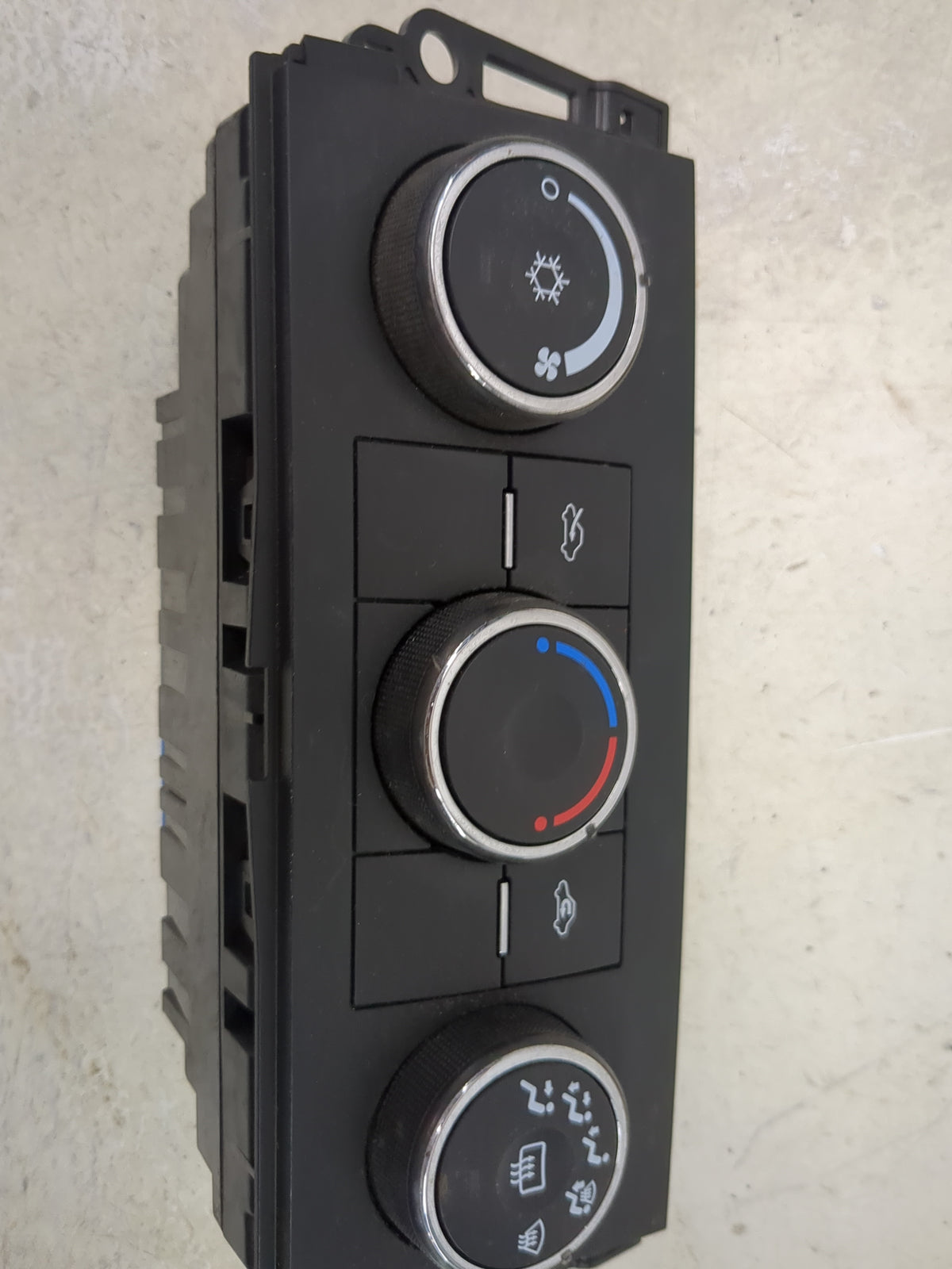 2010-2011 Chevrolet Silverado 1500 Climate Control Module Temperature AC/Heater Replacement P/N:20887811 Fits Fits 2010 2011