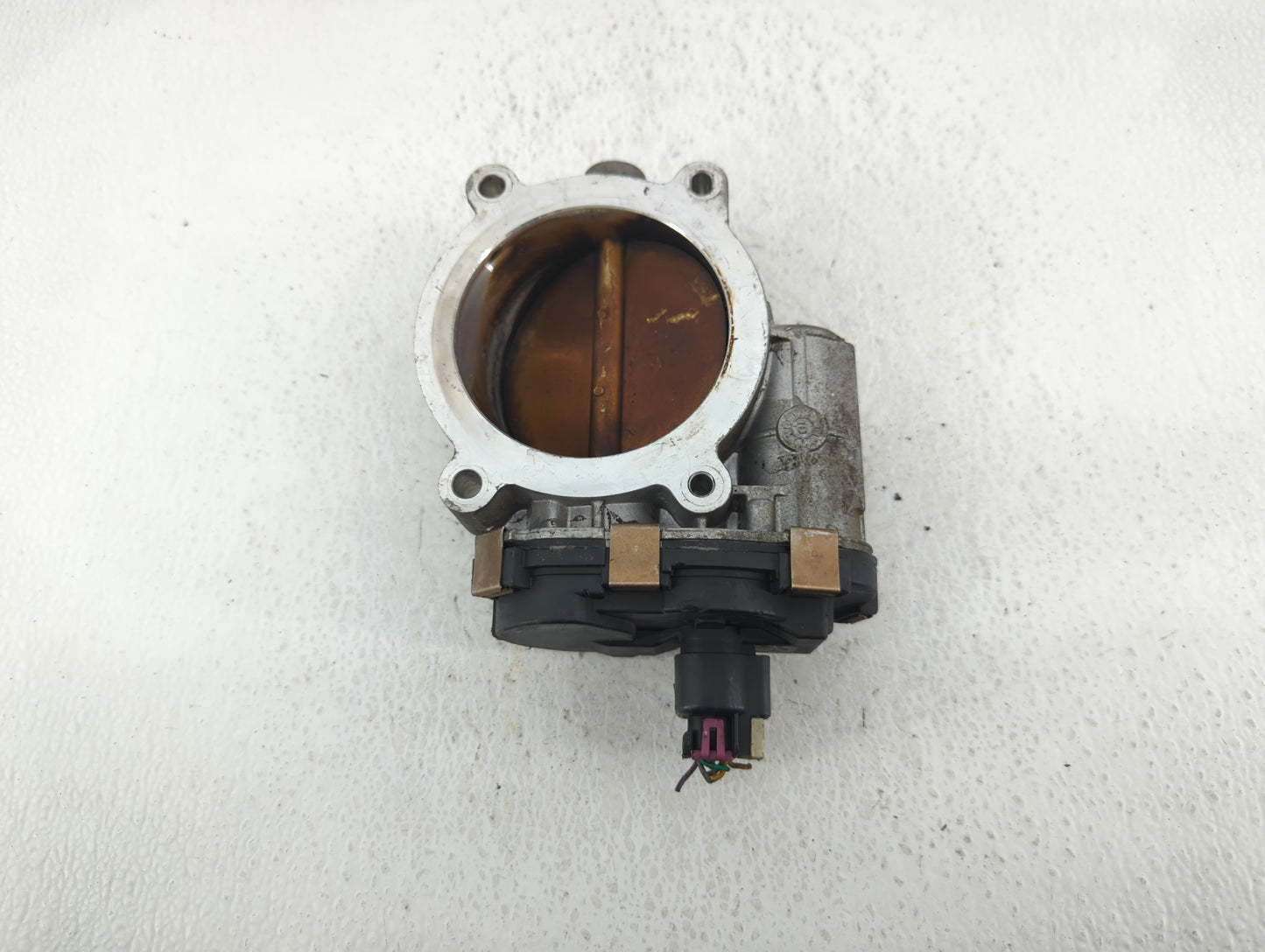 2009-2013 Chevrolet Silverado 1500 Throttle Body P/N:RME87-3C Fits Fits 2009 2010 2011 2012 2013 2014 2015 OEM Used Auto Par