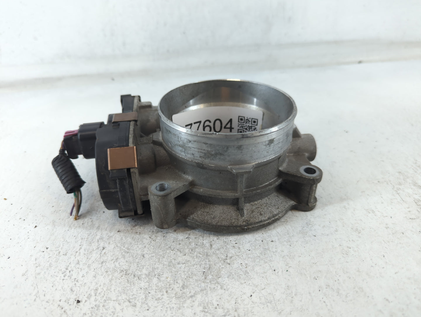 2009-2013 Chevrolet Silverado 1500 Throttle Body P/N:3C 9992 Fits Fits 2009 2010 2011 2012 2013 2014 2015 OEM Used Auto Part
