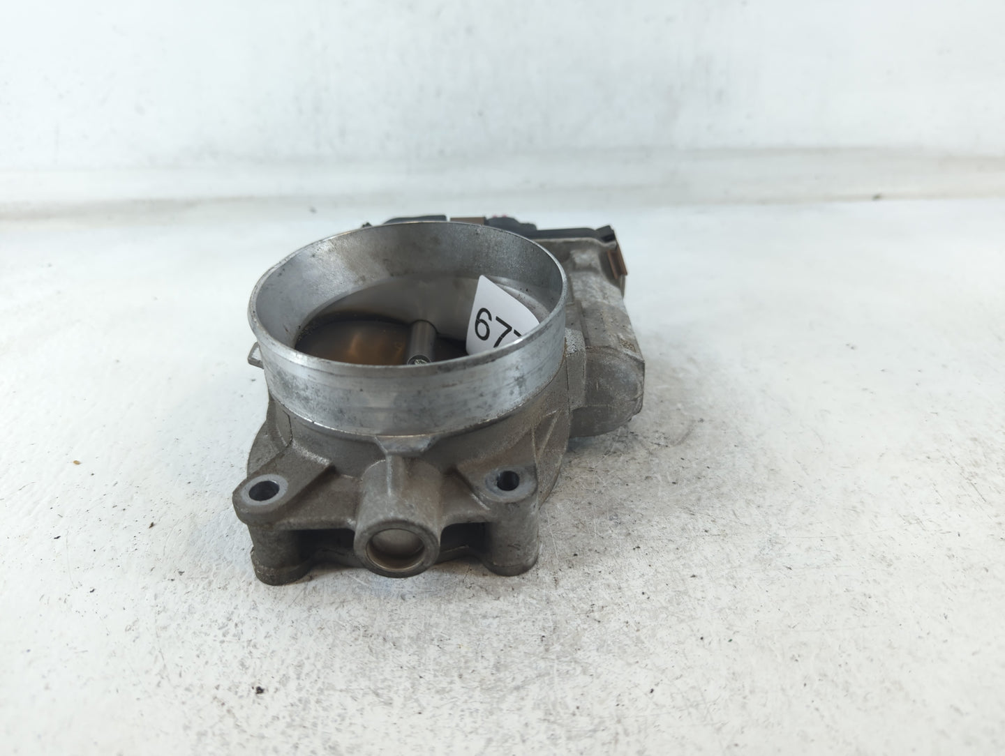 2009-2013 Chevrolet Silverado 1500 Throttle Body P/N:3C 9992 Fits Fits 2009 2010 2011 2012 2013 2014 2015 OEM Used Auto Part