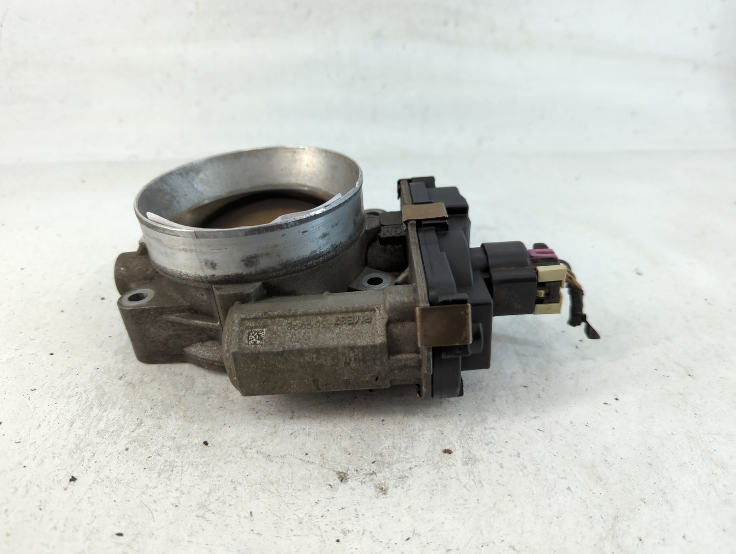 2009-2013 Chevrolet Silverado 1500 Throttle Body P/N:RME87-3C9992 Fits Fits 2009 2010 2011 2012 2013 2014 2015 OEM Used Auto