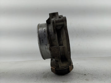 2010 Chevrolet Silverado 2500 Throttle Body P/N:RME87-3C9992 RME87-3B1387 Fits Fits 2009 2011 2012 2013 2014 2015 OEM Used Auto Parts