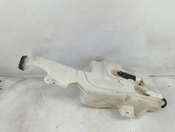 Chevrolet Suburban Windshield Washer Fluid Reservoir Bottle Oem 1459346