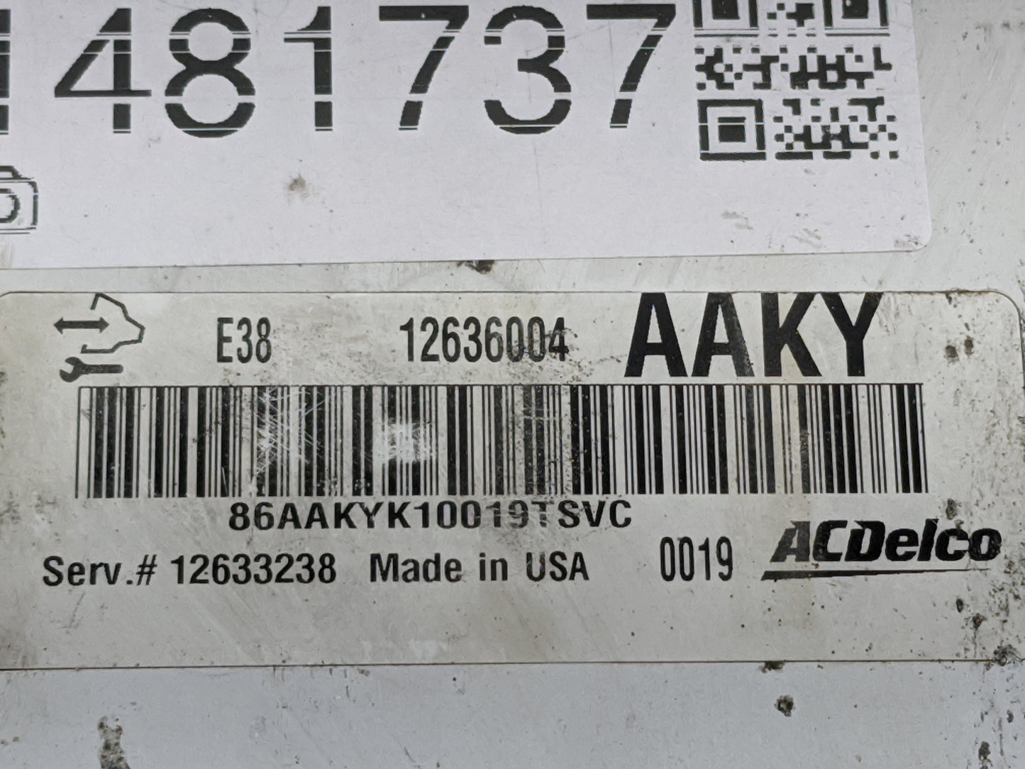 2010-2014 Chevrolet Suburban PCM Engine Control Computer ECU ECM PCU OEM P/N:12636004 12633238 Fits OEM Used Auto Parts - Oe