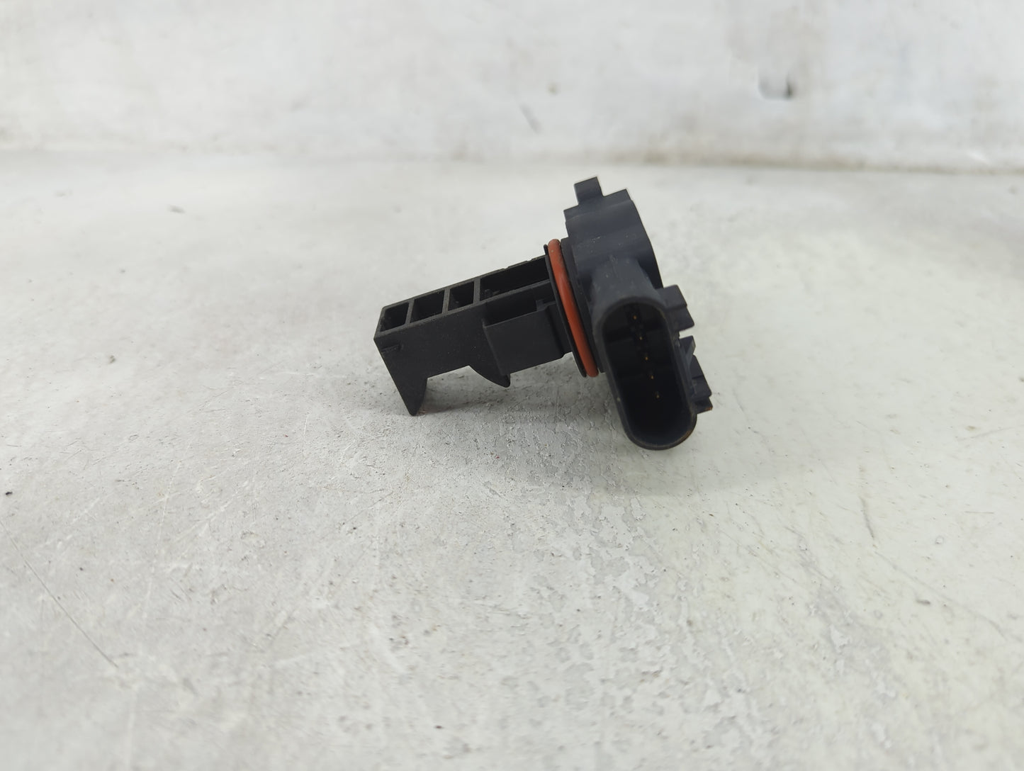 Chevrolet Suburban Mass Air Flow Meter Maf - Oemusedautoparts1.com