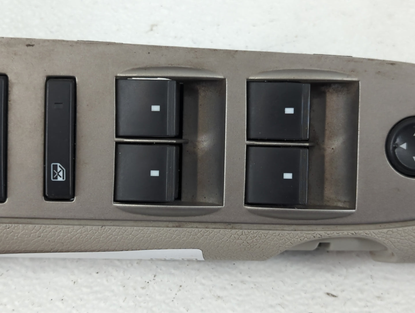 2010 Chevrolet Suburban 1500 Master Power Window Switch Replacement Driver Side Left P/N:20877335AA Fits OEM Used Auto Parts