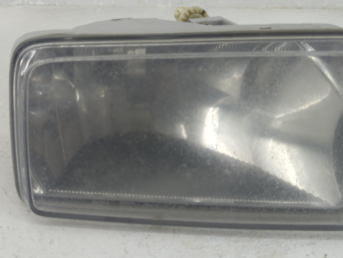 2007-2014 Chevrolet Suburban 1500 Driver Left Oem Front Light Lamp - Oemusedautoparts1.com