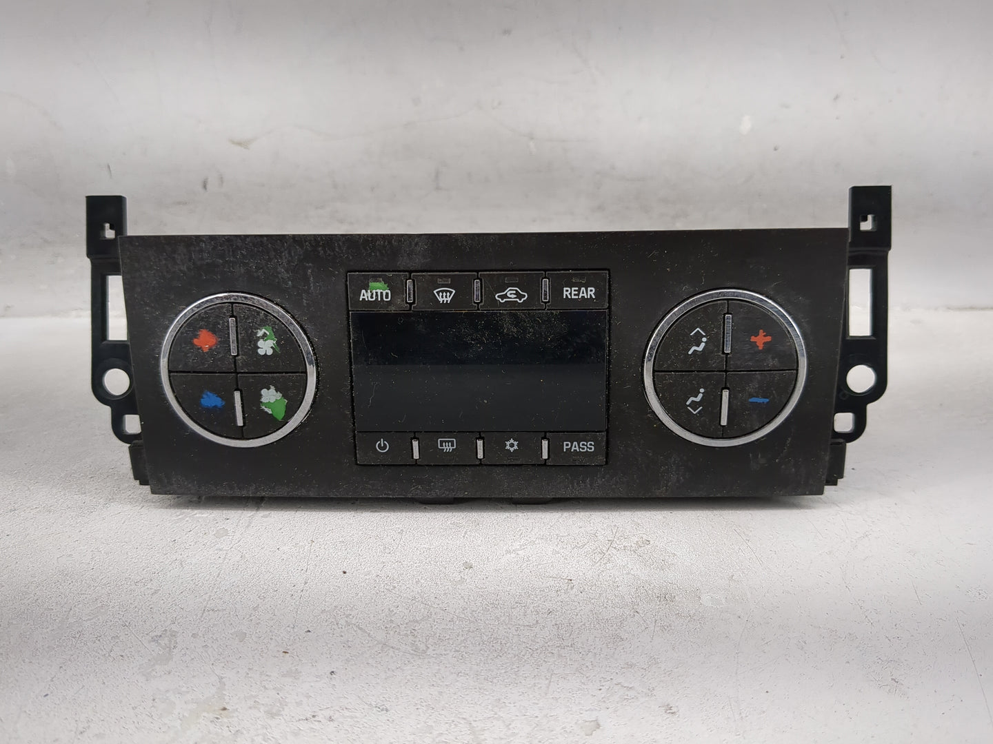 2007-2011 Chevrolet Suburban 1500 Climate Control Module Temperature AC/Heater Replacement P/N:20921712 Fits OEM Used Auto P