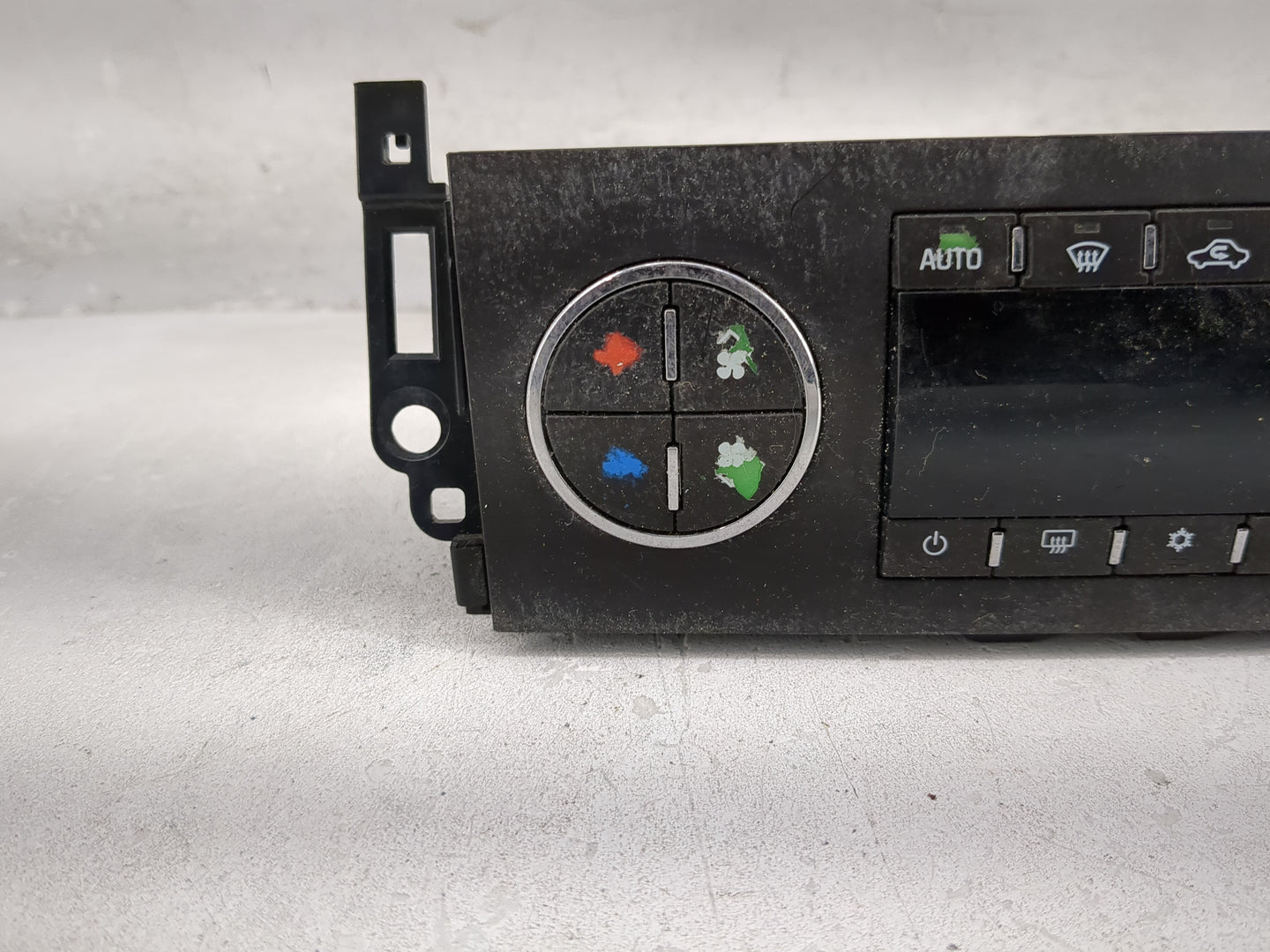 2007-2011 Chevrolet Suburban 1500 Climate Control Module Temperature AC/Heater Replacement P/N:20921712 Fits OEM Used Auto P