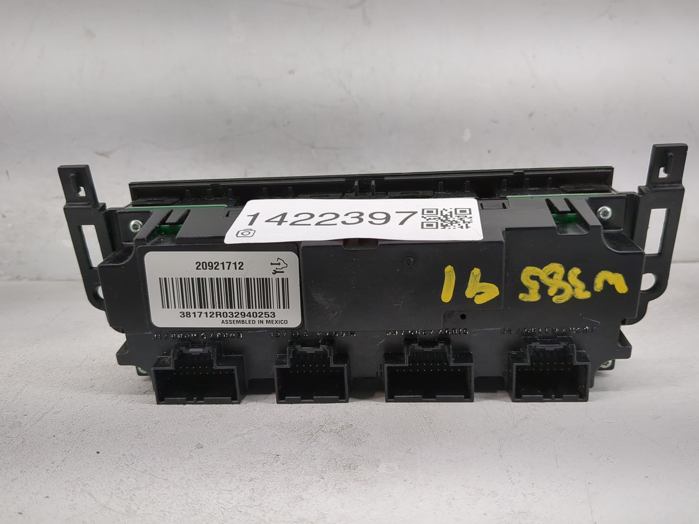 2007-2011 Chevrolet Suburban 1500 Climate Control Module Temperature AC/Heater Replacement P/N:20921712 Fits OEM Used Auto P