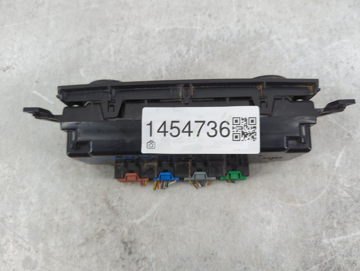 2010-2011 Chevrolet Suburban 1500 Climate Control Module Temperature AC/Heater Replacement P/N:20887808 Fits Fits 2010 2011 