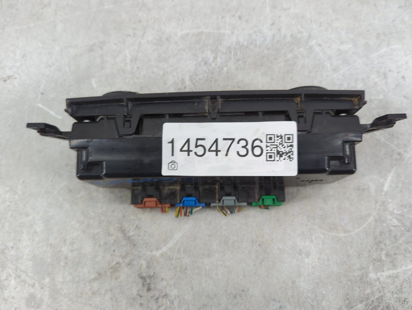 2010-2011 Chevrolet Suburban 1500 Climate Control Module Temperature AC/Heater Replacement P/N:20887808 Fits Fits 2010 2011 