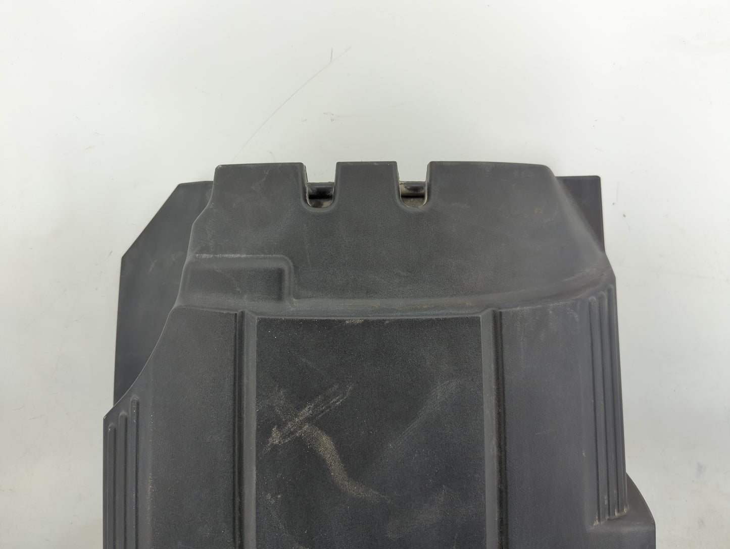 2010 Chevrolet Suburban 1500 Engine Cover - Oemusedautoparts1.com