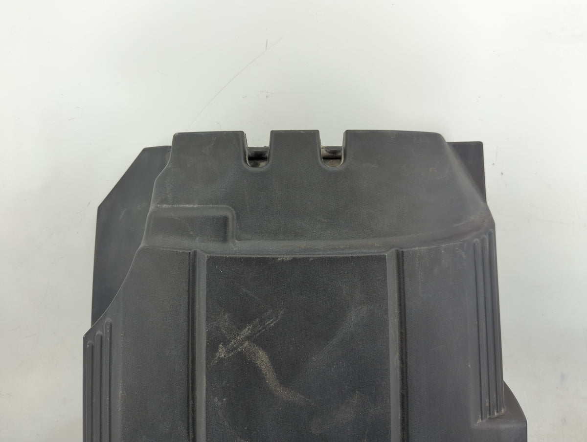 2010 Chevrolet Suburban 1500 Engine Cover - Oemusedautoparts1.com
