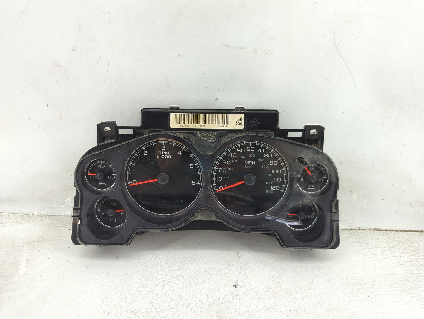 2010 Chevrolet Suburban 1500 Instrument Cluster Speedometer Gauges P/N:25933380 28186398 Miles: Fits OEM Used Auto Parts - O