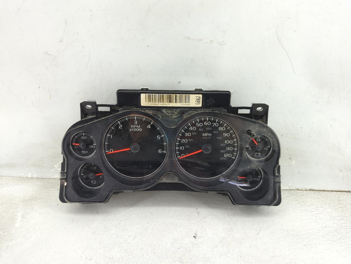 2010 Chevrolet Suburban 1500 Instrument Cluster Speedometer Gauges P/N:25933380 28186398 Miles: Fits OEM Used Auto Parts - O