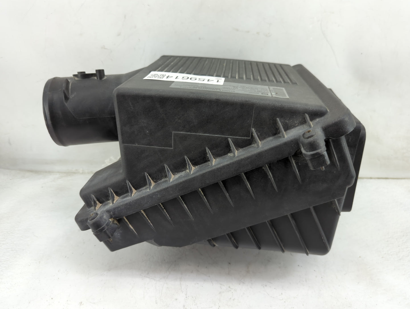 2009-2014 Chevrolet Suburban 1500 Air Cleaner Intake-duct Hose Tube 1459614 - Oemusedautoparts1.com