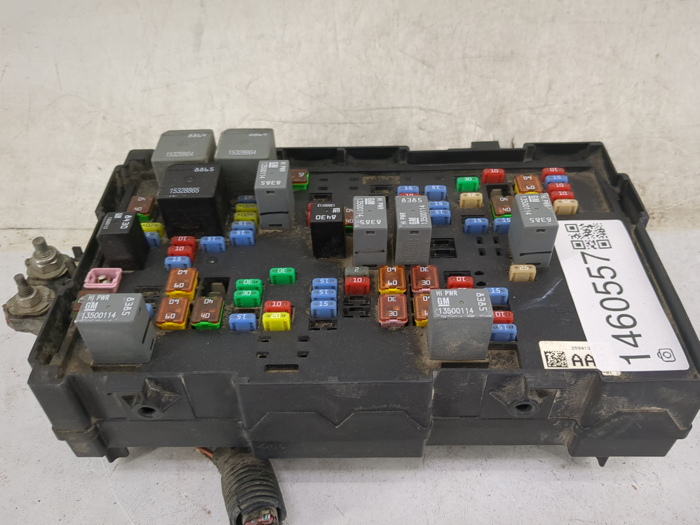 2010-2014 Chevrolet Suburban 1500 Fusebox Fuse Box Panel Relay Module P/N:15328864 15328865 Fits Fits 2010 2011 2012 2013 20