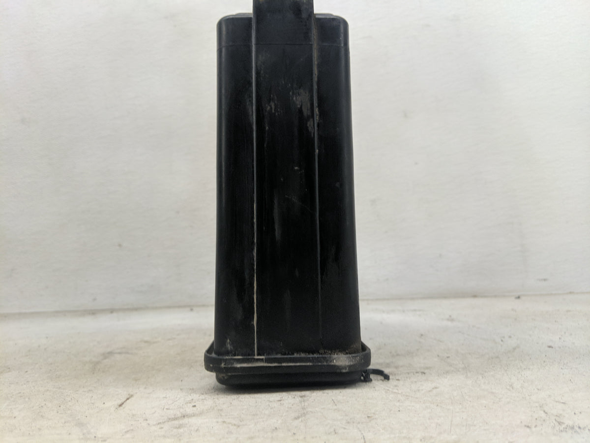 2010 Chevrolet Suburban 1500 Fuel Vapor Charcoal Canister 1462031 - Oemusedautoparts1.com