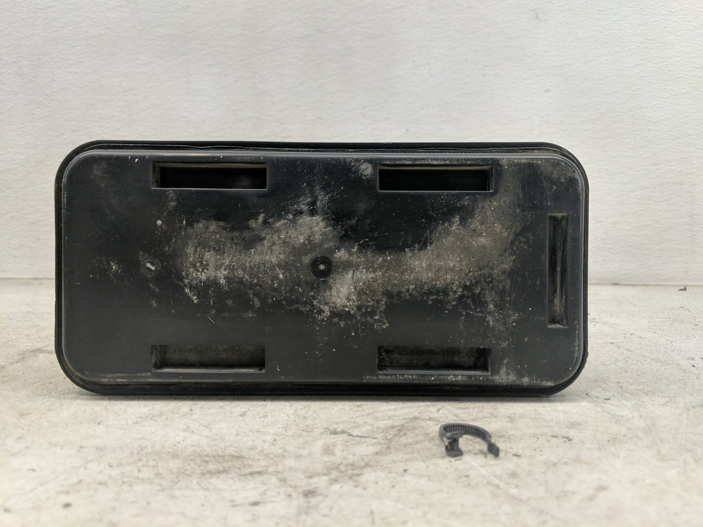 2010 Chevrolet Suburban 1500 Fuel Vapor Charcoal Canister - Oemusedautoparts1.com
