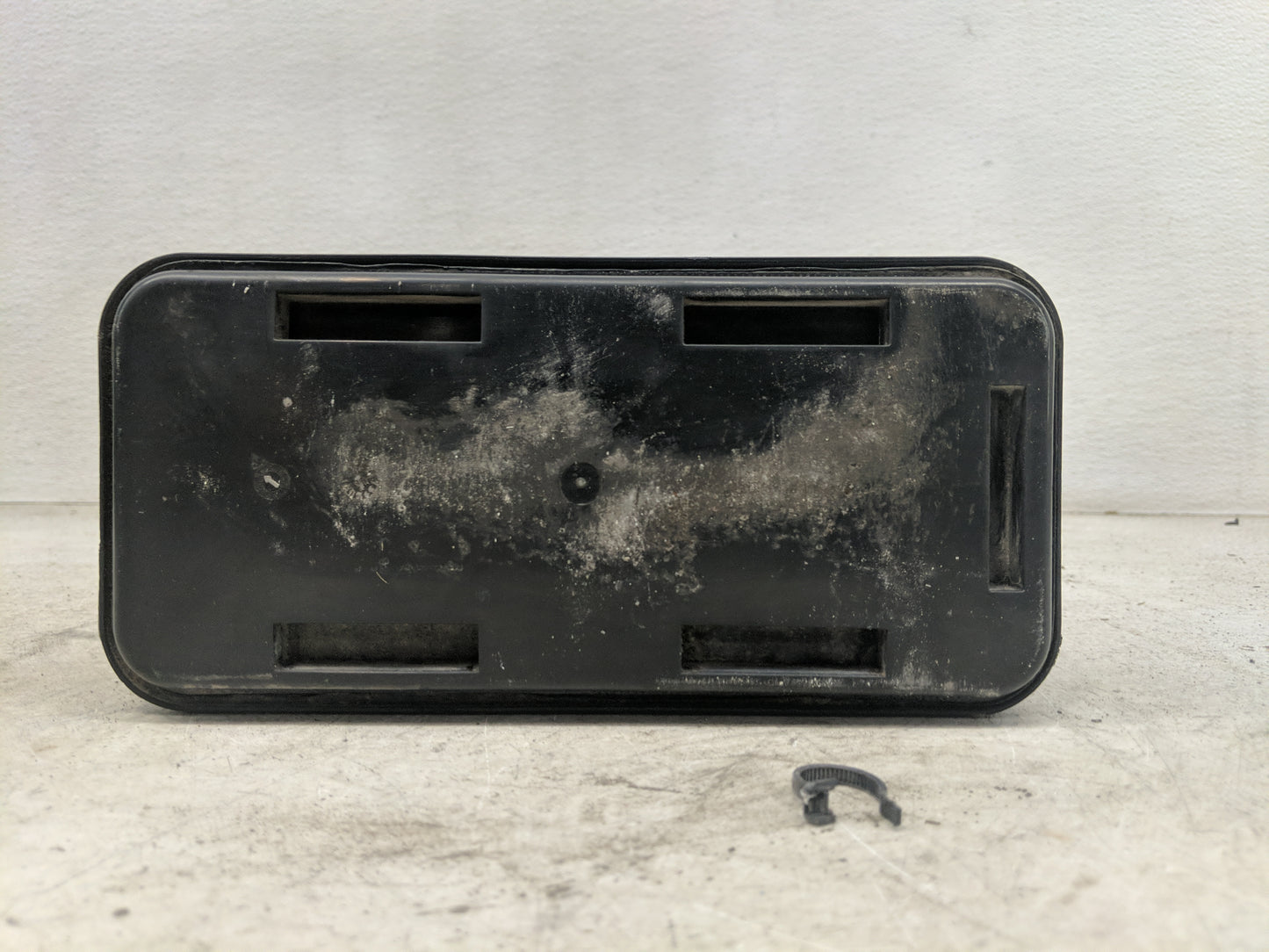 2010 Chevrolet Suburban 1500 Fuel Vapor Charcoal Canister - Oemusedautoparts1.com