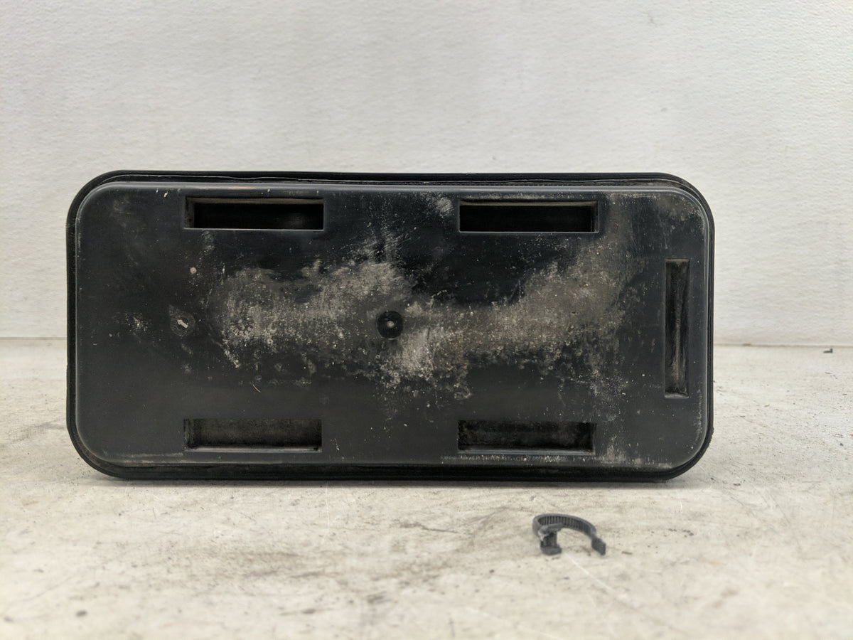 2010 Chevrolet Suburban 1500 Fuel Vapor Charcoal Canister 1462031 - Oemusedautoparts1.com
