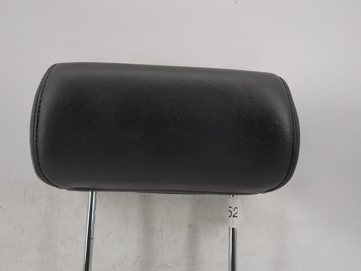 2010-2011 Chevrolet Tahoe Headrest Head Rest Rear Seat Fits Fits 2010 2011 OEM Used Auto Parts - Oemusedautoparts1.com