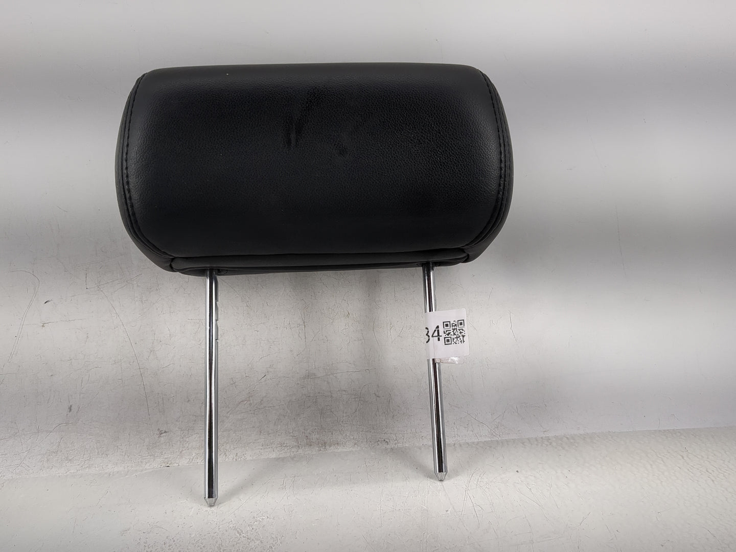 2010-2011 Chevrolet Tahoe Headrest Head Rest Rear Seat Fits Fits 2010 2011 OEM Used Auto Parts - Oemusedautoparts1.com