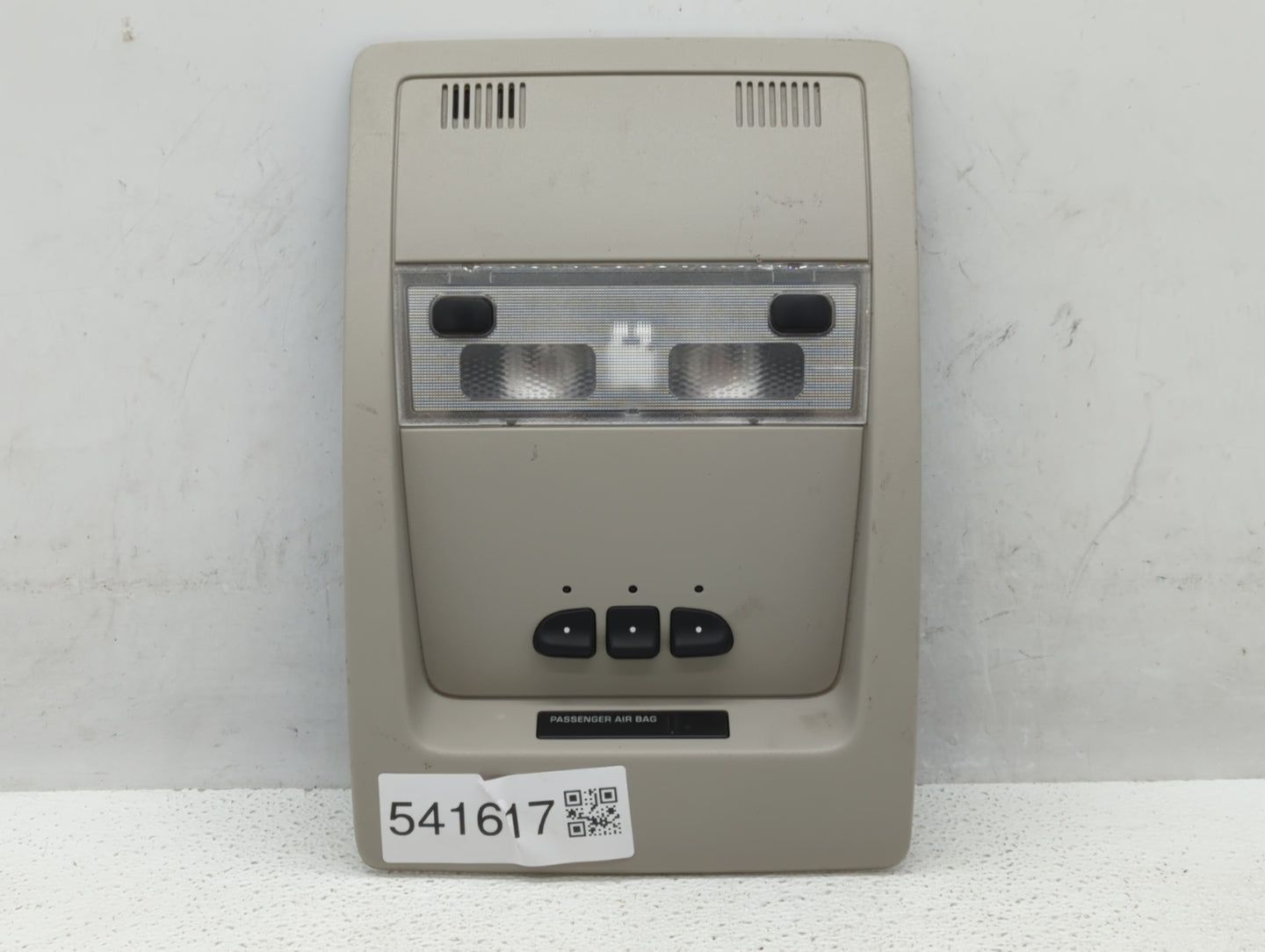 2010 Chevrolet Tahoe Overhead Roof Console - Oemusedautoparts1.com