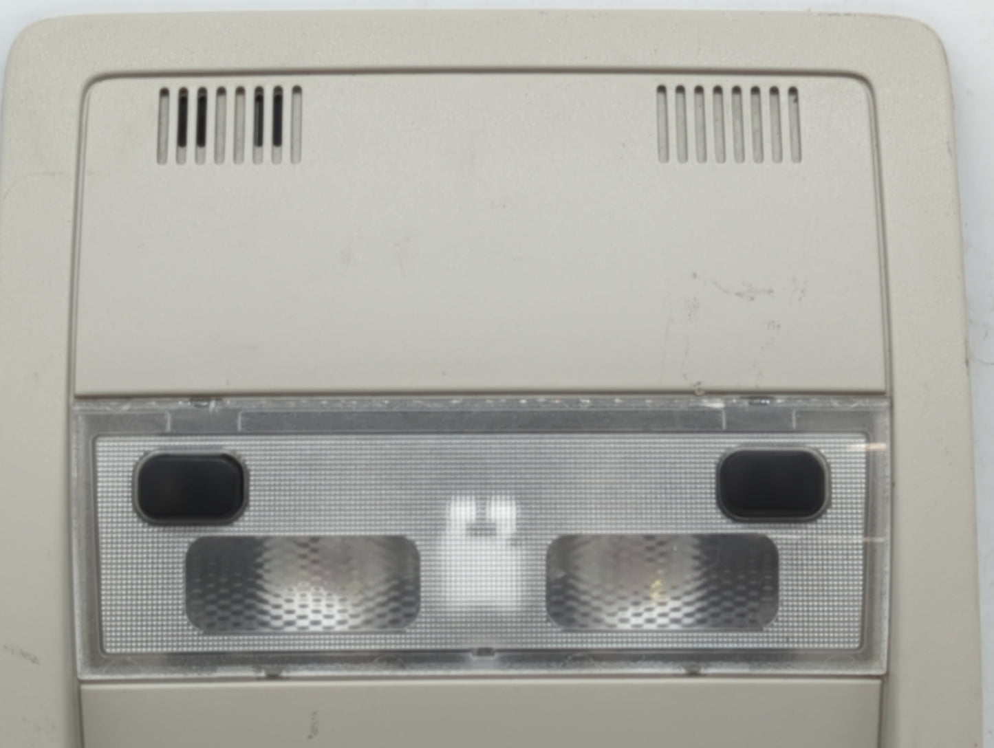 2010 Chevrolet Tahoe Overhead Roof Console - Oemusedautoparts1.com