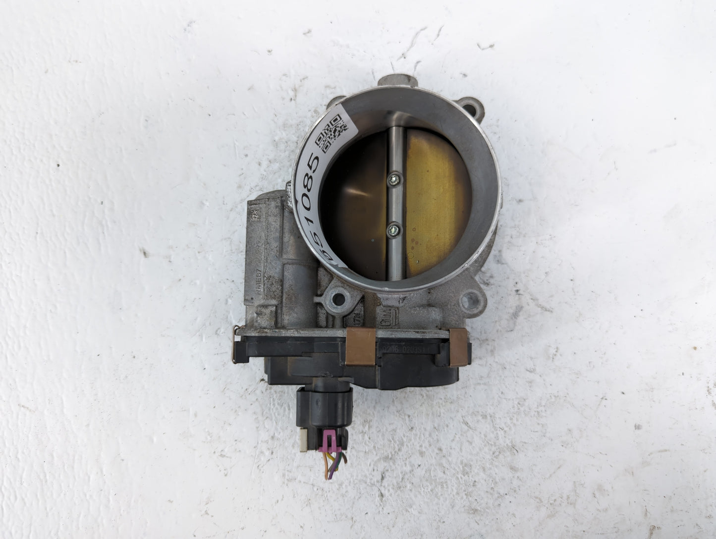 2009-2014 Chevrolet Tahoe Throttle Body P/N:RME873C9992 Fits Fits 2009 2010 2011 2012 2013 2014 2015 OEM Used Auto Parts - O