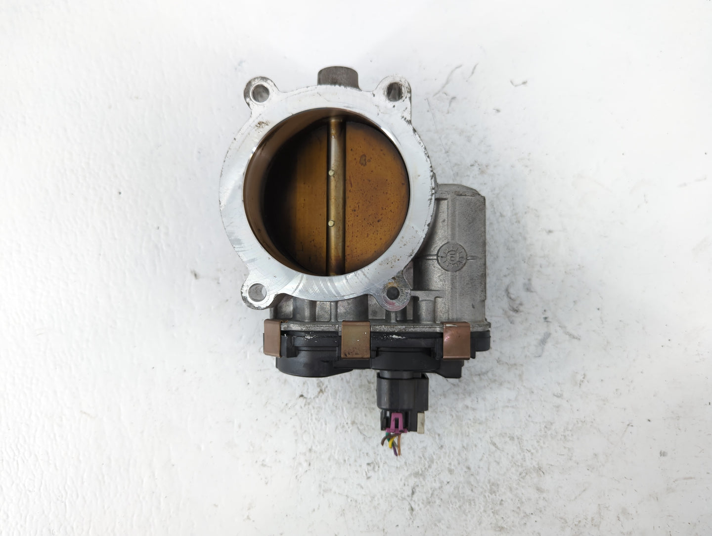 2009-2014 Chevrolet Tahoe Throttle Body P/N:RME873C9992 Fits Fits 2009 2010 2011 2012 2013 2014 2015 OEM Used Auto Parts - O