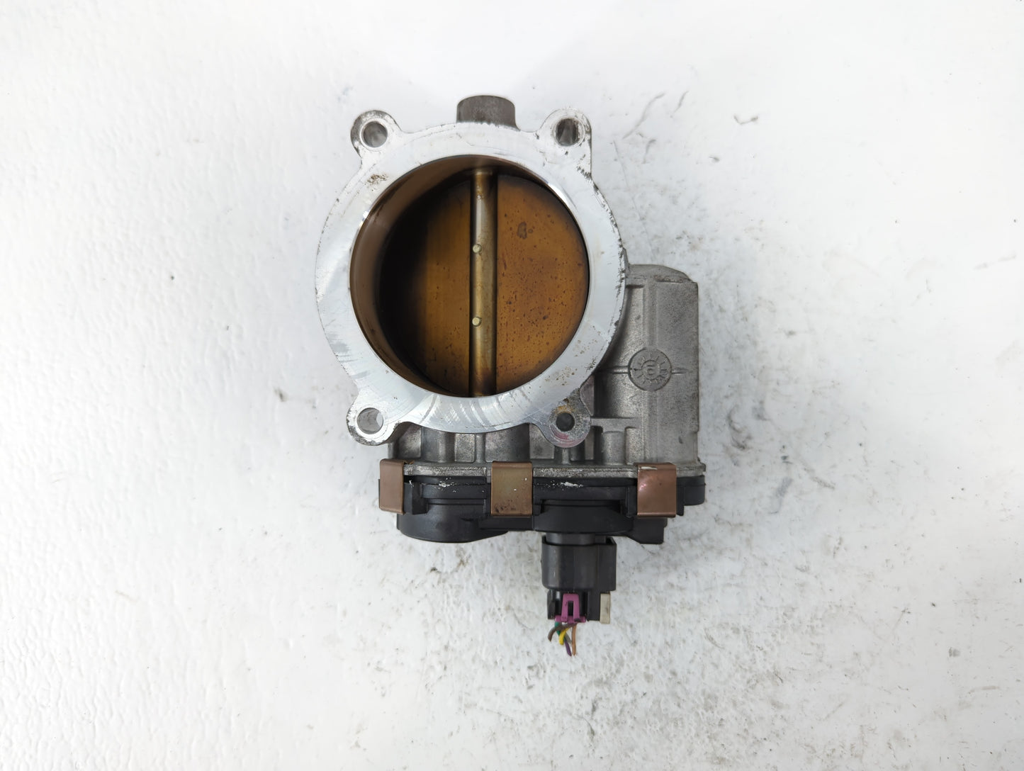 2009-2014 Chevrolet Tahoe Throttle Body P/N:RME873C9992 Fits Fits 2009 2010 2011 2012 2013 2014 2015 OEM Used Auto Parts - O