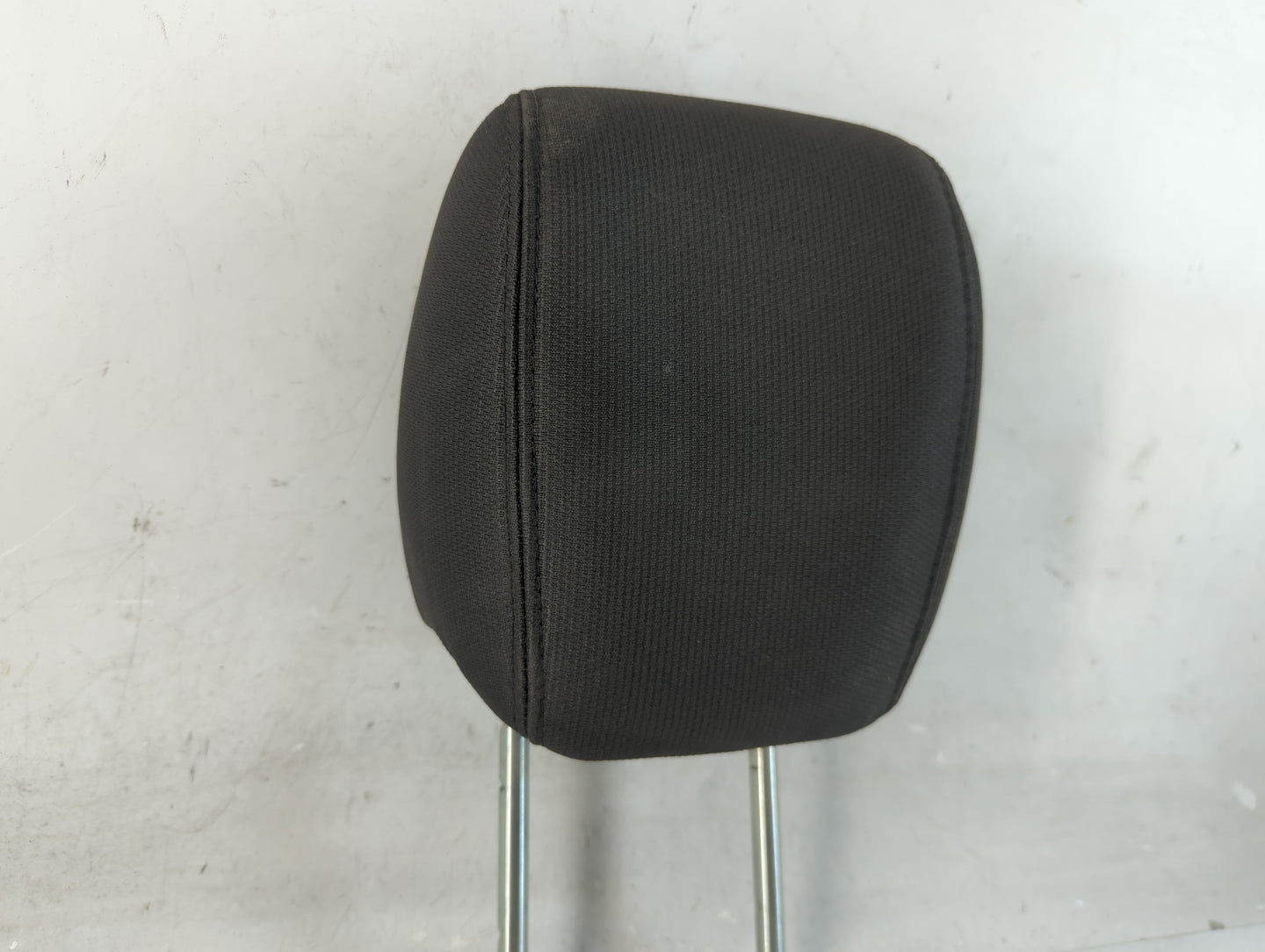 2010 Chevrolet Traverse Headrest Head Rest Front Driver Passenger Seat Fits OEM Used Auto Parts - Oemusedautoparts1.com