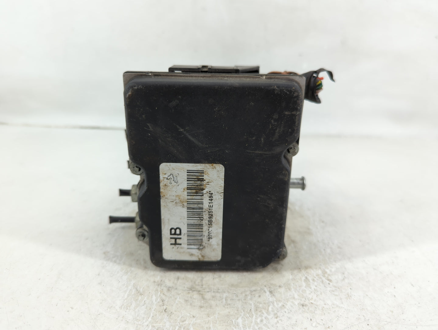2010 Chevrolet Traverse ABS Pump Control Module Replacement Fits OEM Used Auto Parts - Oemusedautoparts1.com